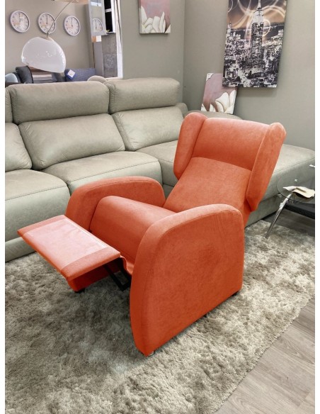 Butaca Elegante con Respaldo Reclinable